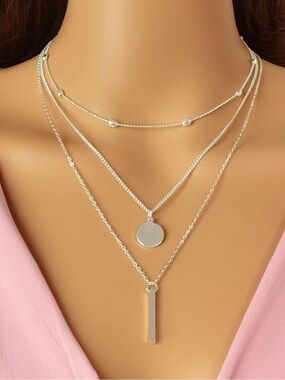 Silver Layered Pendant Necklace Set NEW 🏷️